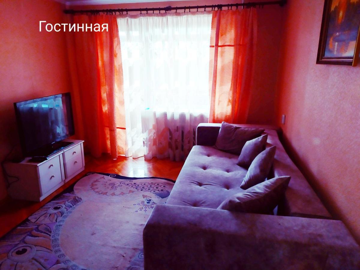 Apartment On Oktyabrskaya 105 Bobruisk Exterior foto