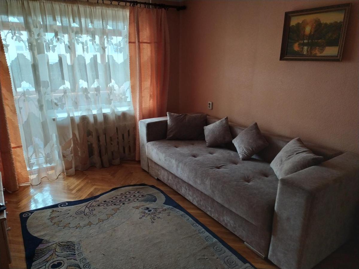 Apartment On Oktyabrskaya 105 Bobruisk Exterior foto