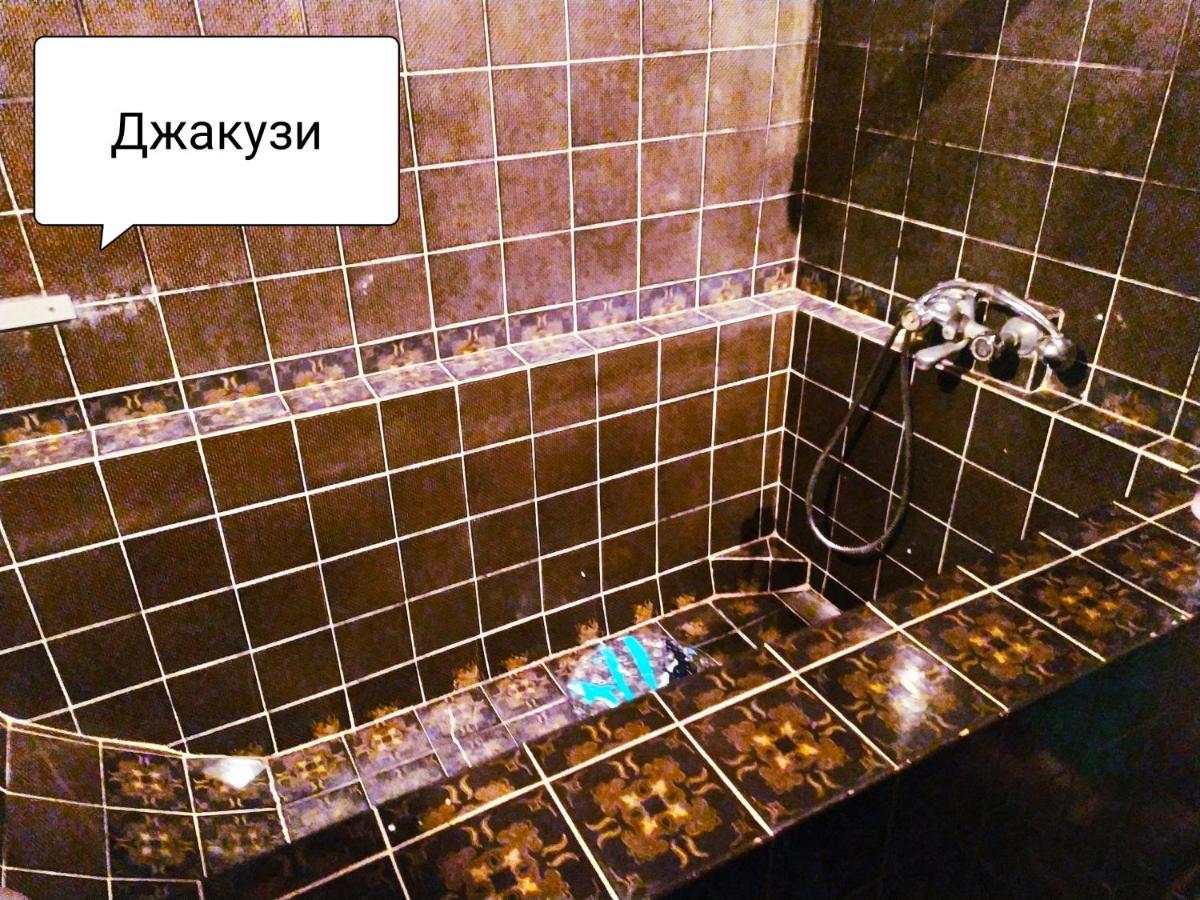 Apartment On Oktyabrskaya 105 Bobruisk Exterior foto